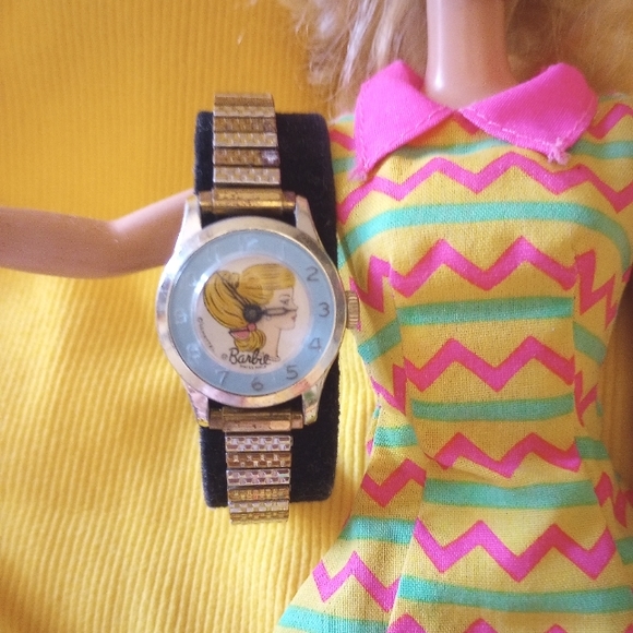 Vintage Swiss Made Barbie Ponytail Watch - Picture 2 of 11